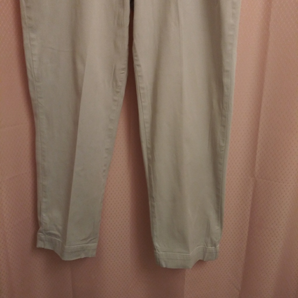 Pants - Picture 6 of 7